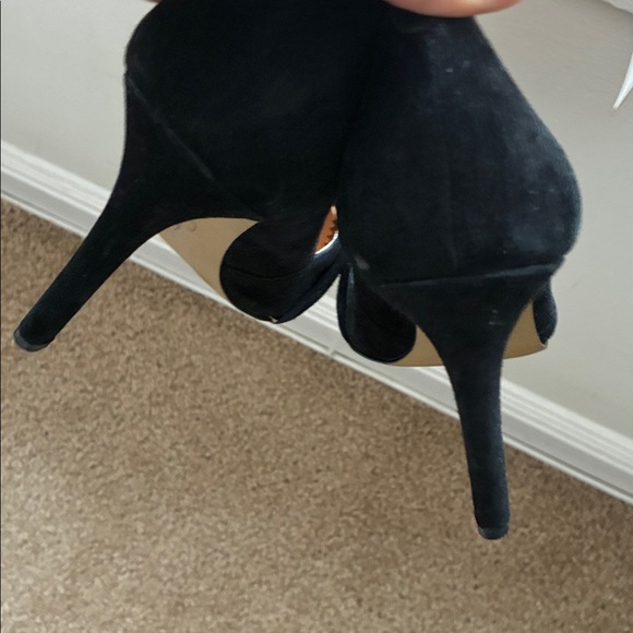 Jessica Simpson Suede Black Heels - Picture 4 of 7